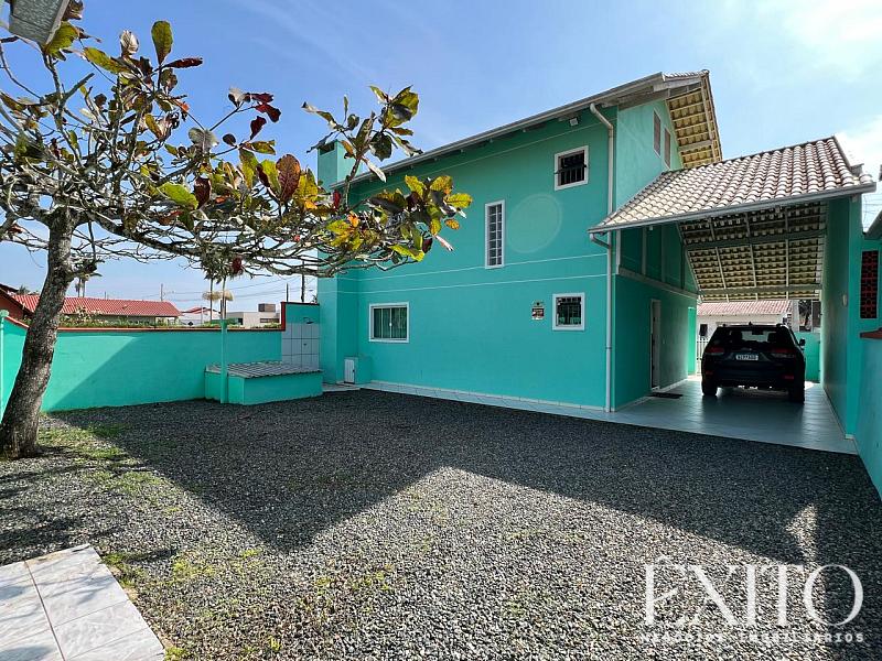 Casa com 3 su�tes 4