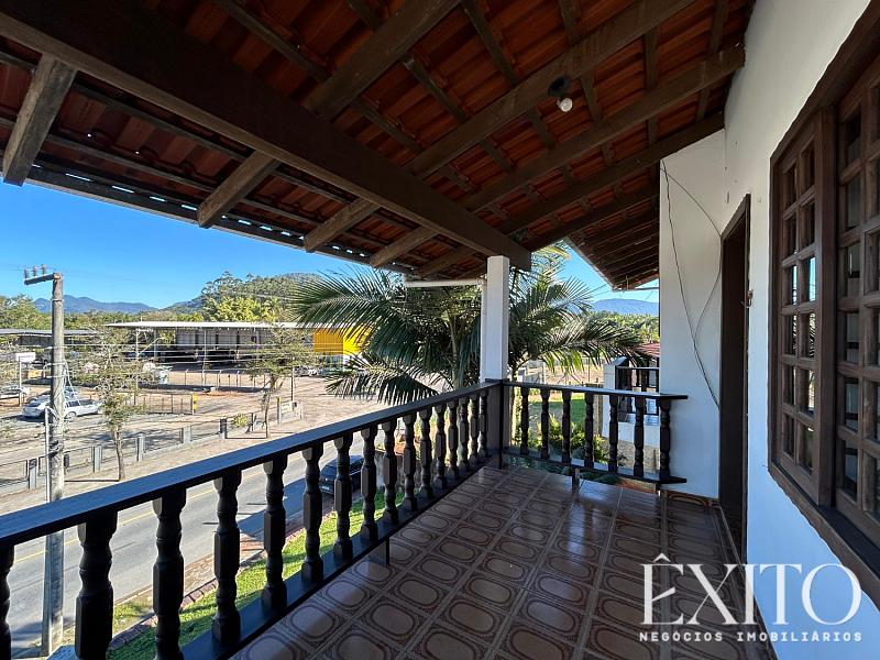 Casa Pr�xima ao Centro 12