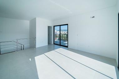 Cobertura duplex na Praia do Mariscal - Bombinhas (SC)