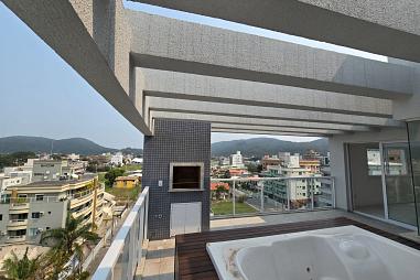 Cobertura com 03 suítes com jacuzzi privativa