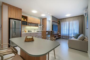 Apartamento finamente mobiliado na Praia de Bombas - Bombinhas (SC)