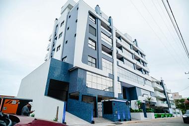 Cobertura na Praia do Mariscal - Bombinhas (SC)