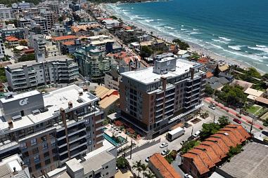 Apartamento novo com 03 quartos no Res. Lumina - Bombinhas