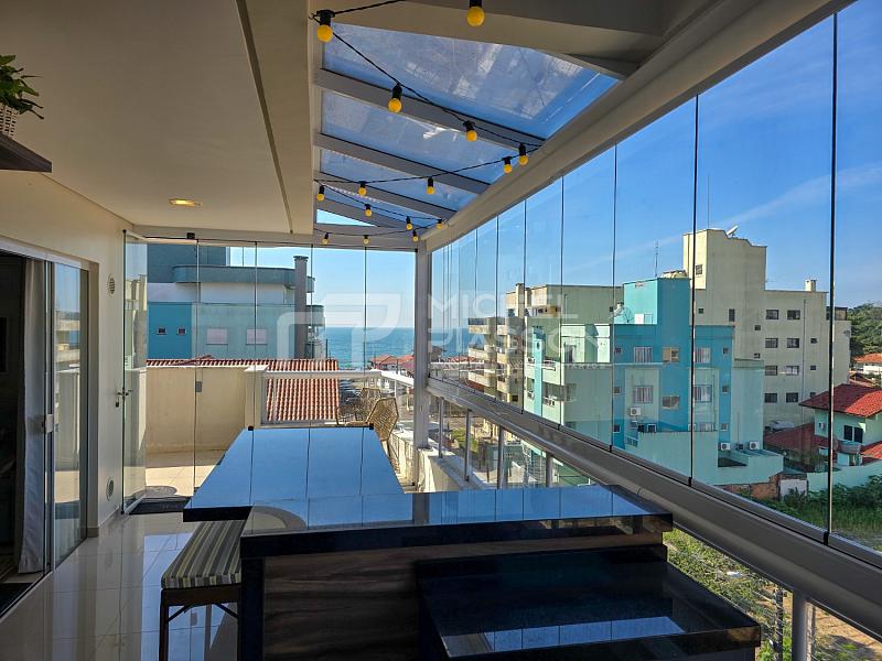 Cobertura finamente mobiliada com vista mar na Praia de Bombas - Bombinhas (SC) — foto 16