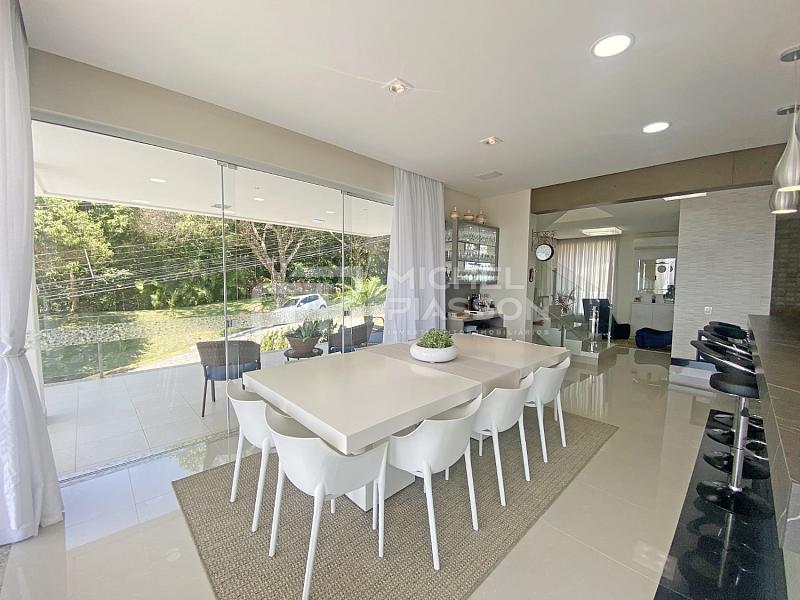 Casa em condomínio fechado na Praia de Bombinhas (SC) — foto 7