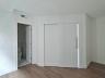 Apartamento amplo com 03 su�tes na Praia de Mariscal 8
