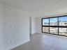 Apartamento amplo com 03 su�tes na Praia de Mariscal 5