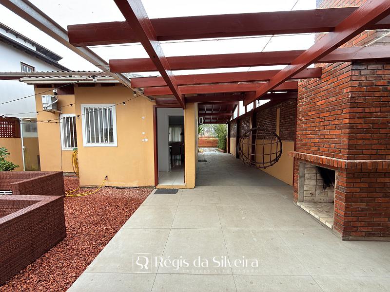 Casa t�rrea mobiliada a 300 metros do mar em Cap�o do Cravo � Passo de Torres 17