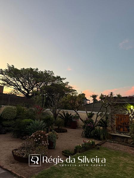 Casa t�rrea com piscina e amplo terreno � venda em Novo Hamburgo 45