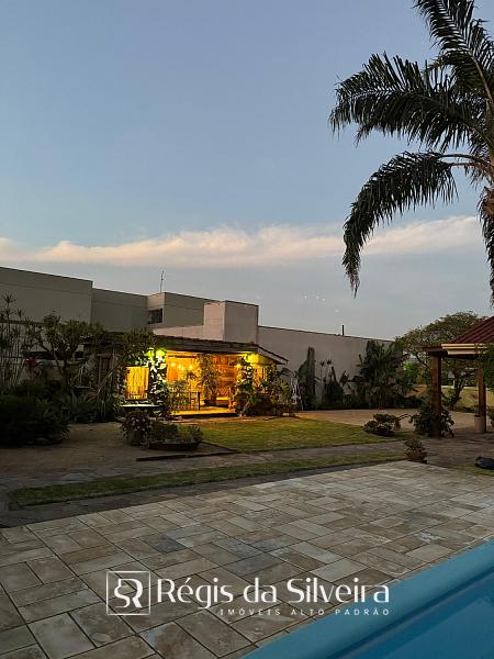 Casa t�rrea com piscina e amplo terreno � venda em Novo Hamburgo 39