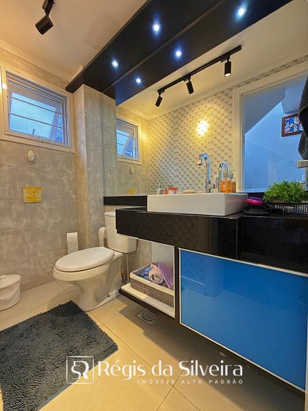 Casa � venda no Condom�nio Schneider, em Novo Hamburgo. 146 m�, 3 dormit�rios, su�te com closet, piscina aquecida, churrasqueira e 2 vagas. 12