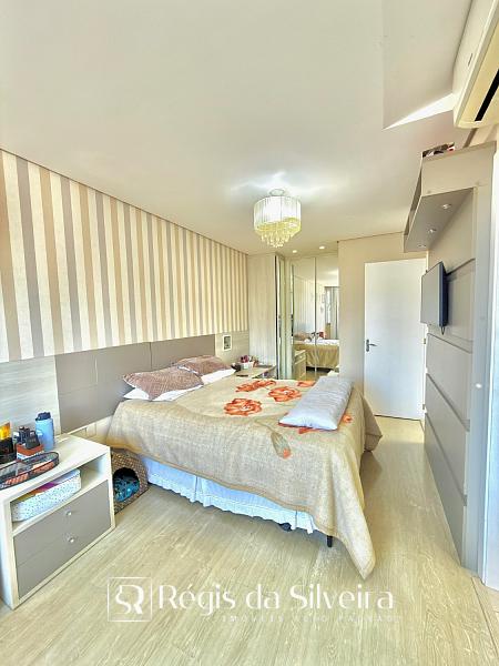 Casa � venda no Condom�nio Schneider, em Novo Hamburgo. 146 m�, 3 dormit�rios, su�te com closet, piscina aquecida, churrasqueira e 2 vagas. 17