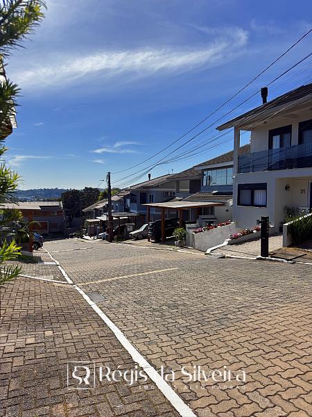 Casa � venda no Condom�nio Schneider, em Novo Hamburgo. 146 m�, 3 dormit�rios, su�te com closet, piscina aquecida, churrasqueira e 2 vagas. 26