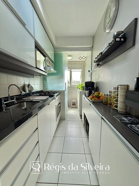 Apartamento com su�te, vista para o Centro e condom�nio completo no Jardim Mau� 6