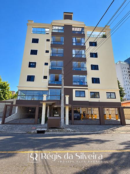 Apartamento de 3 dormit�rios com su�te, amplo e com excelente posi��o solar no Edif�cio Vienna 22