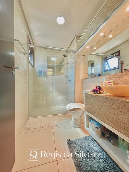 Apartamento de 3 dormit�rios com su�te, amplo e com excelente posi��o solar no Edif�cio Vienna 19