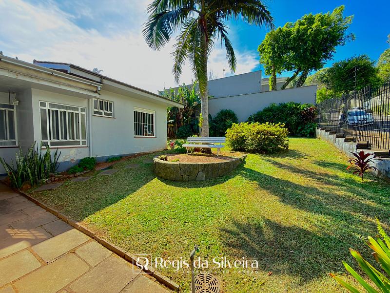 Casa de esquina com amplo terreno no Vila Nova � Novo Hamburgo 3