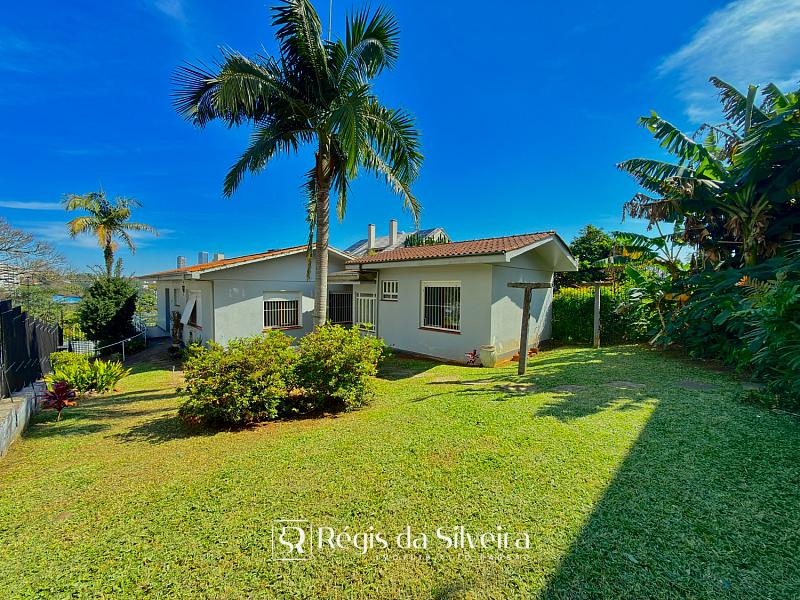 Casa de esquina com amplo terreno no Vila Nova � Novo Hamburgo 4