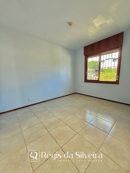 Casa de esquina com amplo terreno no Vila Nova � Novo Hamburgo 19