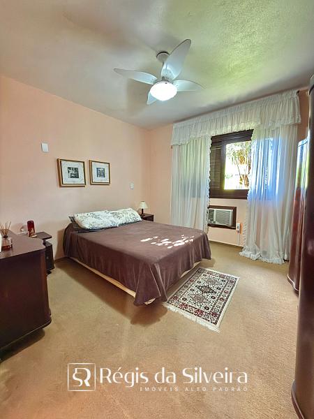 Casa t�rrea com excelente potencial no Jardim Mau� 18