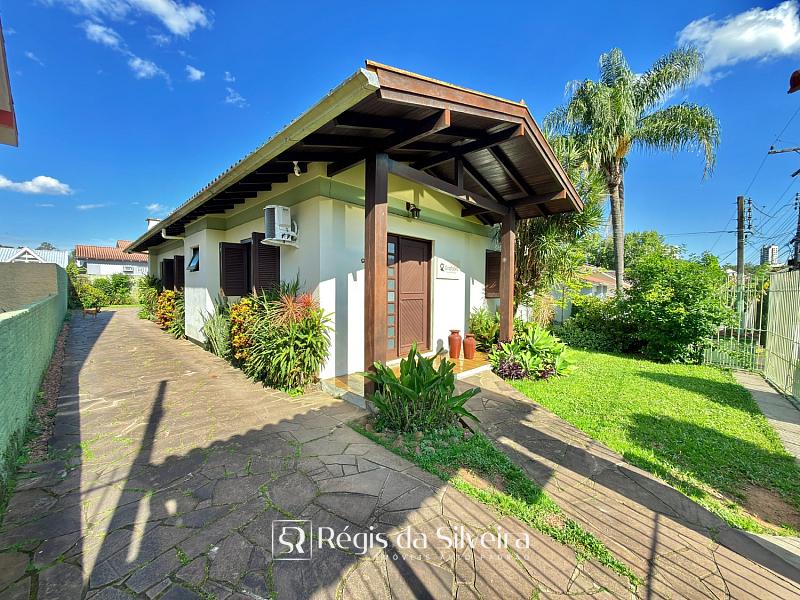Casa t�rrea com excelente potencial no Jardim Mau� 1