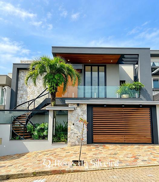 Casa T�rrea Nova de Alto Padr�o com Piscina no Metzler | Campo Bom 1