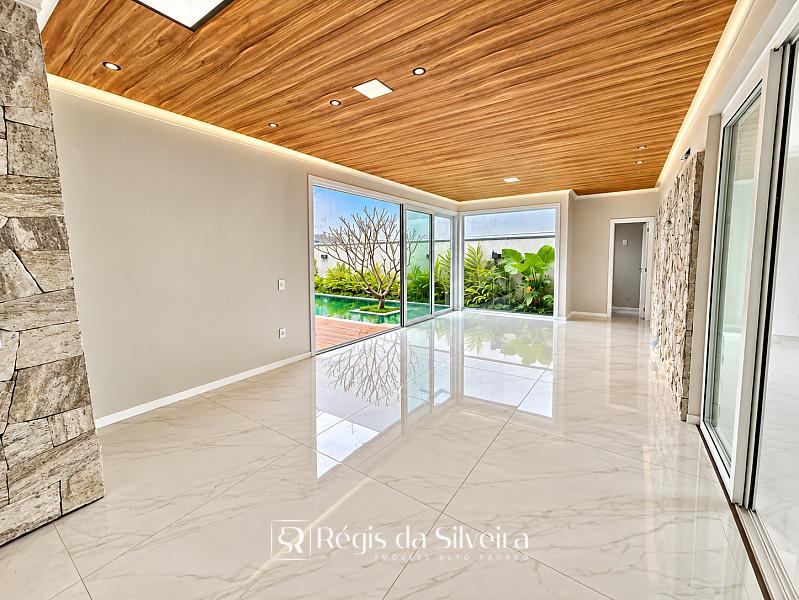 Casa T�rrea Nova de Alto Padr�o com Piscina no Metzler | Campo Bom 14