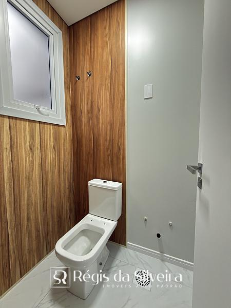Casa T�rrea Nova de Alto Padr�o com Piscina no Metzler | Campo Bom 15