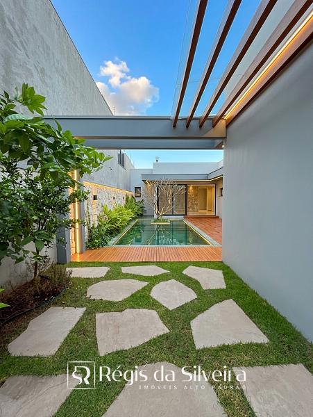 Casa T�rrea Nova de Alto Padr�o com Piscina no Metzler | Campo Bom 16