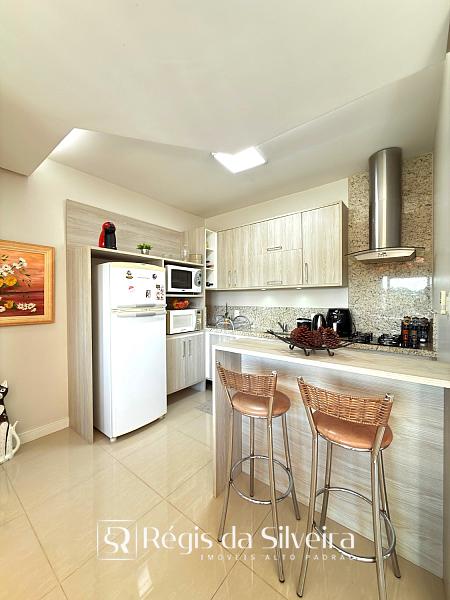 Casa de Alto Padr�o com Piscina e Vista Panor�mica no Hamburgo Velh 17