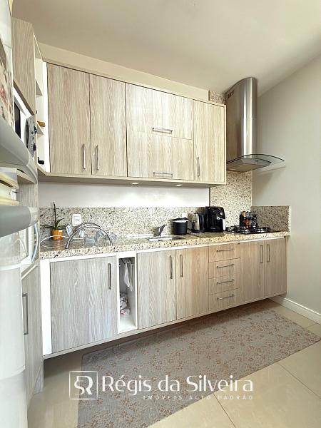 Casa de Alto Padr�o com Piscina e Vista Panor�mica no Hamburgo Velh 16
