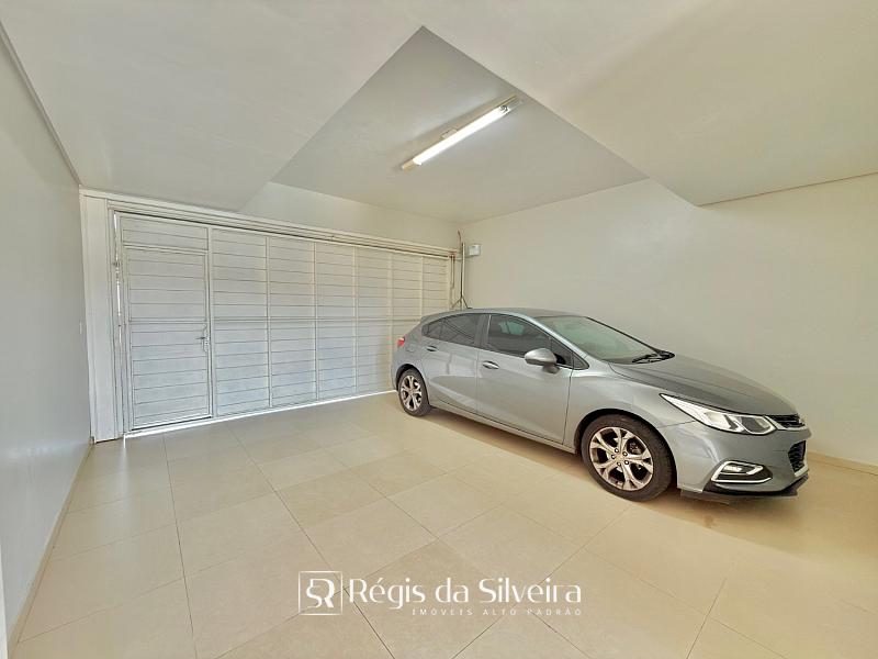Casa de Alto Padr�o com Piscina e Vista Panor�mica no Hamburgo Velh 29