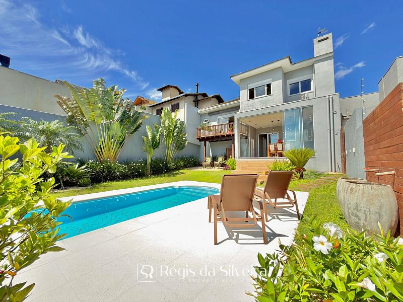 Casa de Alto Padr�o com Piscina e Vista Panor�mica no Hamburgo Velh 3