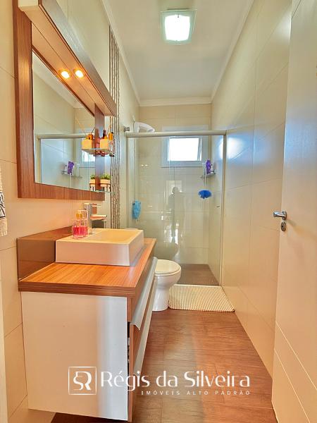 Casa de Alto Padr�o com Piscina e Vista Panor�mica no Hamburgo Velh 26