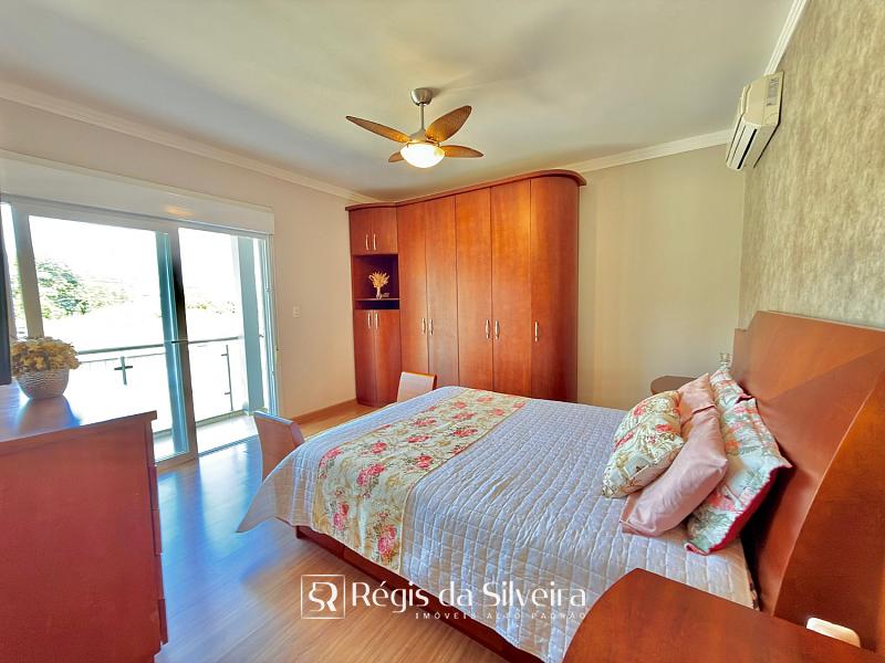 Casa de Alto Padr�o com Piscina e Vista Panor�mica no Hamburgo Velh 25