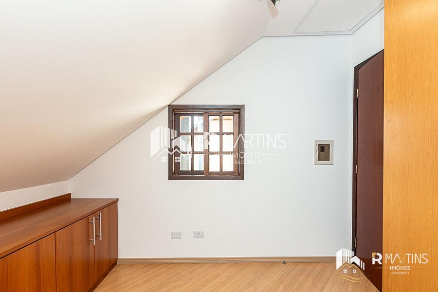 Lindo triplex para venda com 4 quartos sendo 2 suítes no bairro Xaxim — foto 47