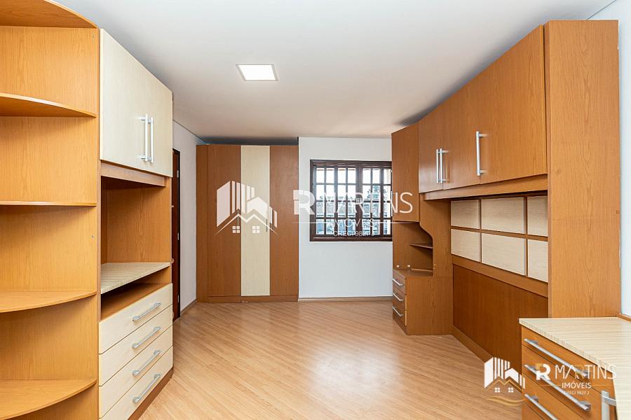 Lindo triplex para venda com 4 quartos sendo 2 suítes no bairro Xaxim — foto 52