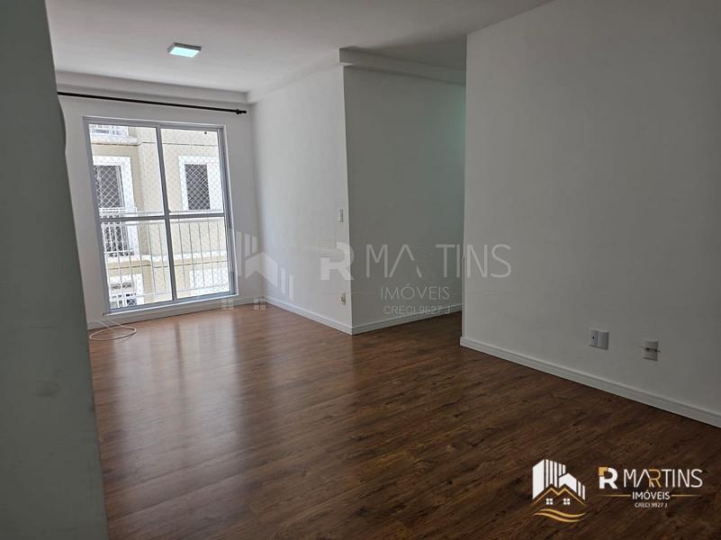 Apartamento com 3 dormitórios e 1 suíte por R$ 2.300,00/mês - Xaxim — foto 3