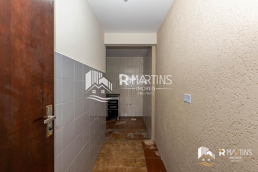 Sobrado com 3 quartos e 99m² – Espaços amplos e lavanderia coberta — foto 7