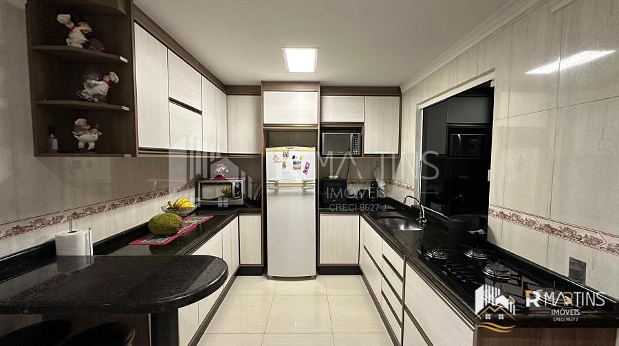 Triplex Amplo com 3 Quartos, Ático e Área de Churrasqueira — foto 17