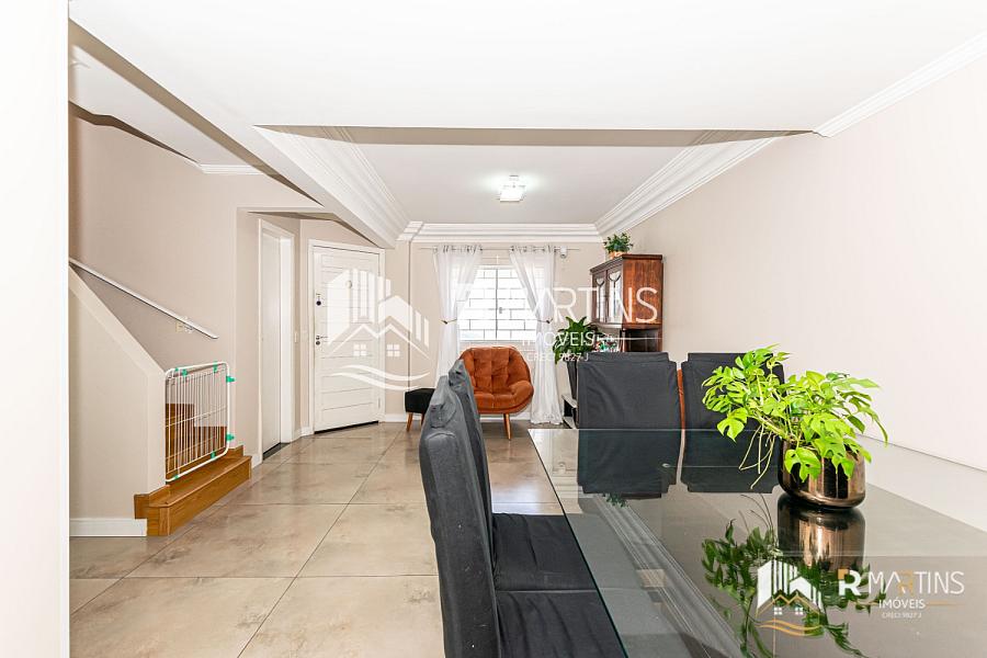 Confortável Triplex com 2 Suítes e Móveis Planejados — foto 2