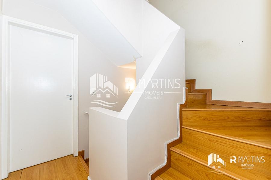 Confortável Triplex com 2 Suítes e Móveis Planejados — foto 30