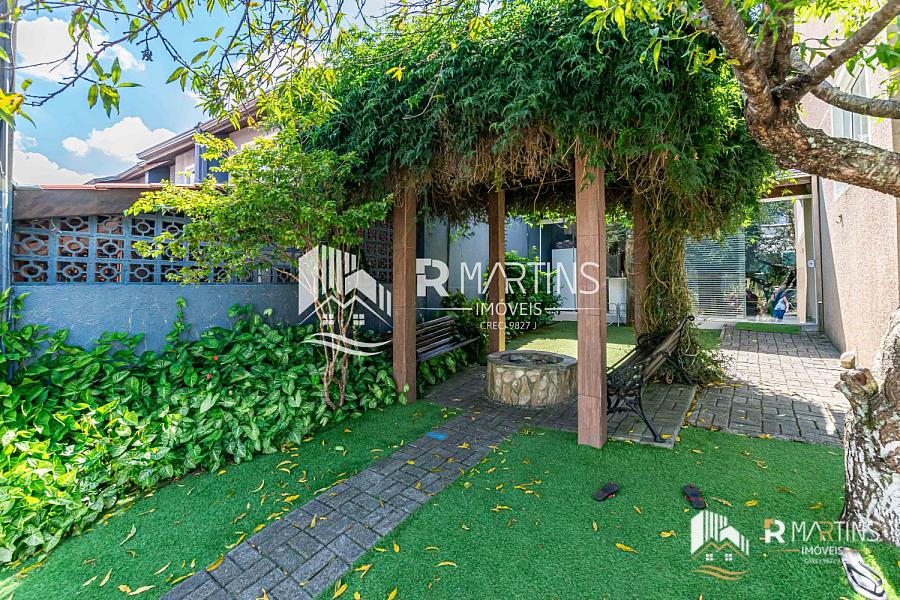 Sobrado em Condomínio Clube no Xaxim com Lazer Completo — foto 14