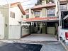 Sobrado semimobiliado com 3 quartos, churrasqueira e lazer completo no condom�nio 39