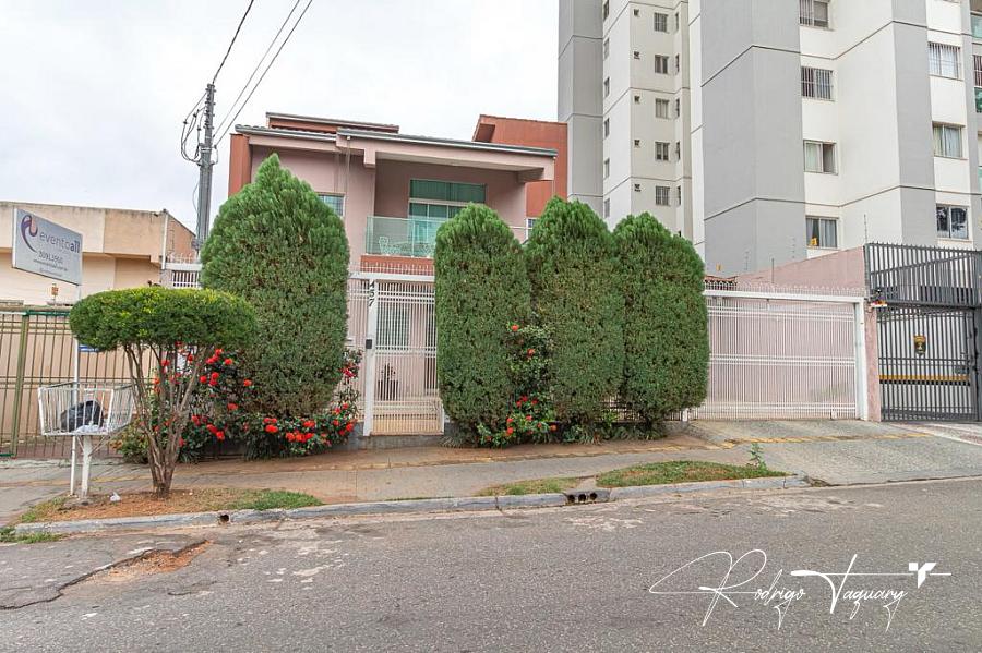 Sobrado Jardim Am�rica | Goi�nia | 421 m� constru�dos | 4 quartos (3 su�tes) | Piscina aquecida 1