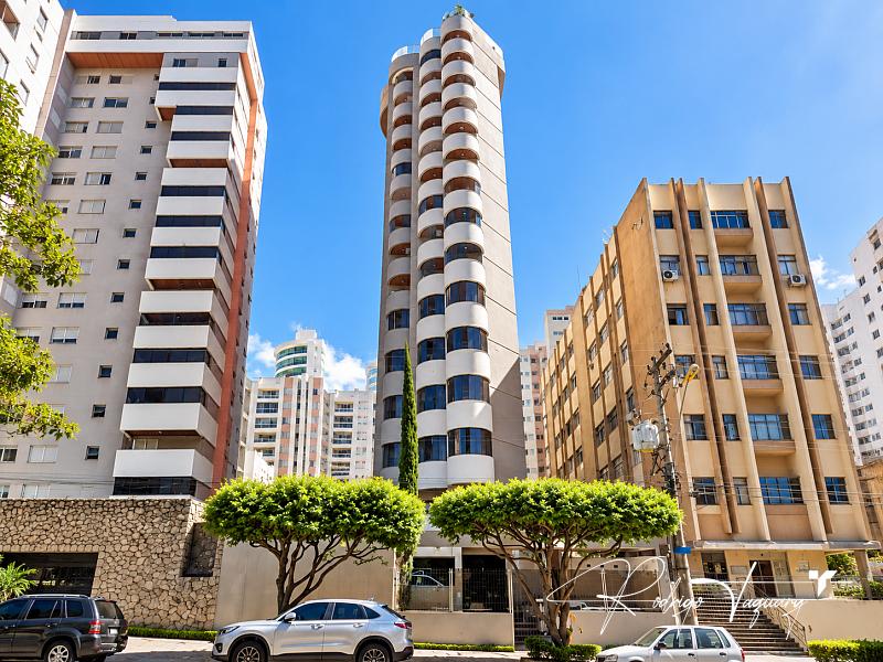 Edif�cio Mans�es Coimbra | Setor Oeste | 114 m� | 3 quartos | Reformado 1