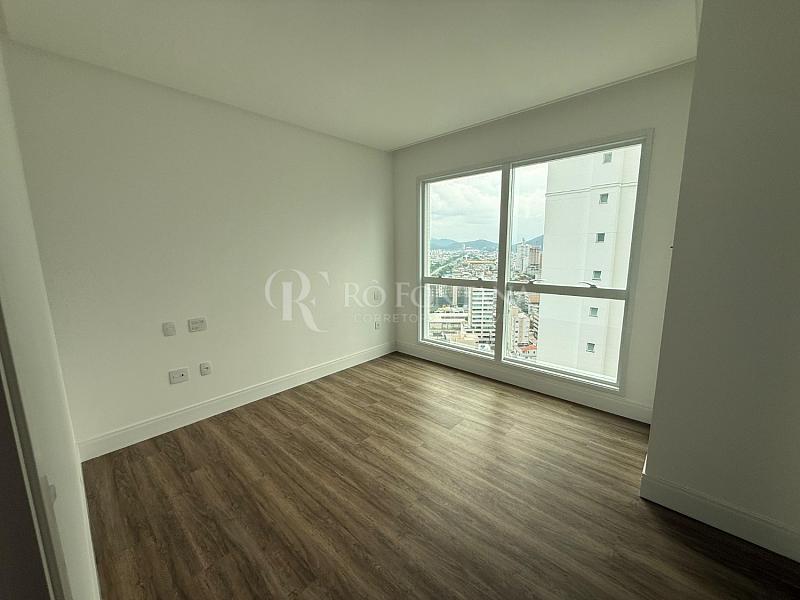 Apartamento com 4 quartos à venda, 187m², 5 banheiros, 2 garagens - Centro - Balneário Camboriú — foto 7