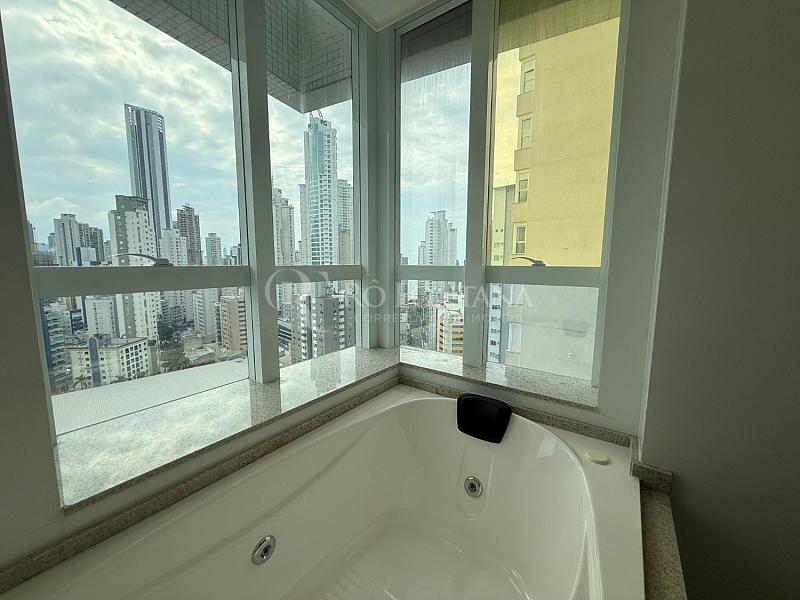 Apartamento com 4 quartos à venda, 187m², 5 banheiros, 2 garagens - Centro - Balneário Camboriú — foto 5