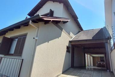 Sobrado 3 dormitorios com suite