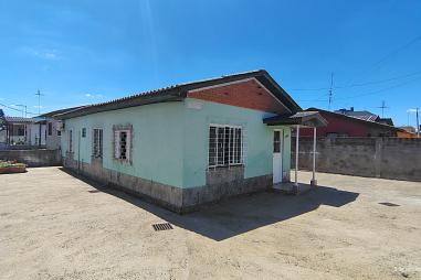 CASA BEM LOCALIZADA EM ESTEIO